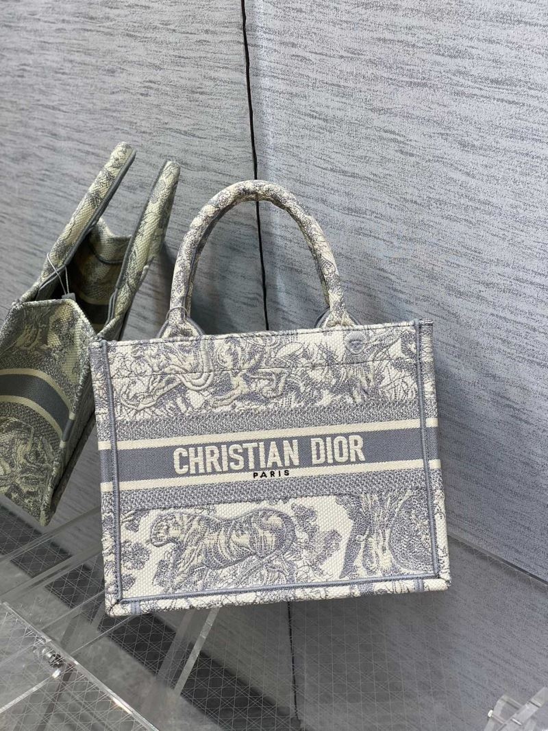 Dior Shopping Bags